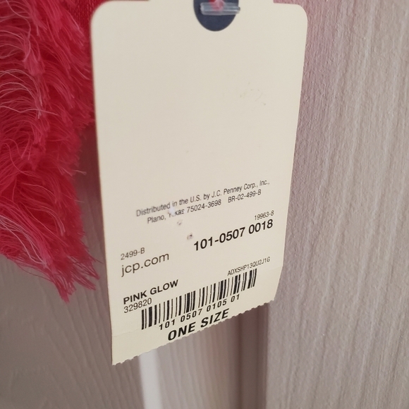 NWT ST. JOHN'S BAY WOMENS SCARF OR WRAP PLAID, Pink Glow - Picture 3 of 6